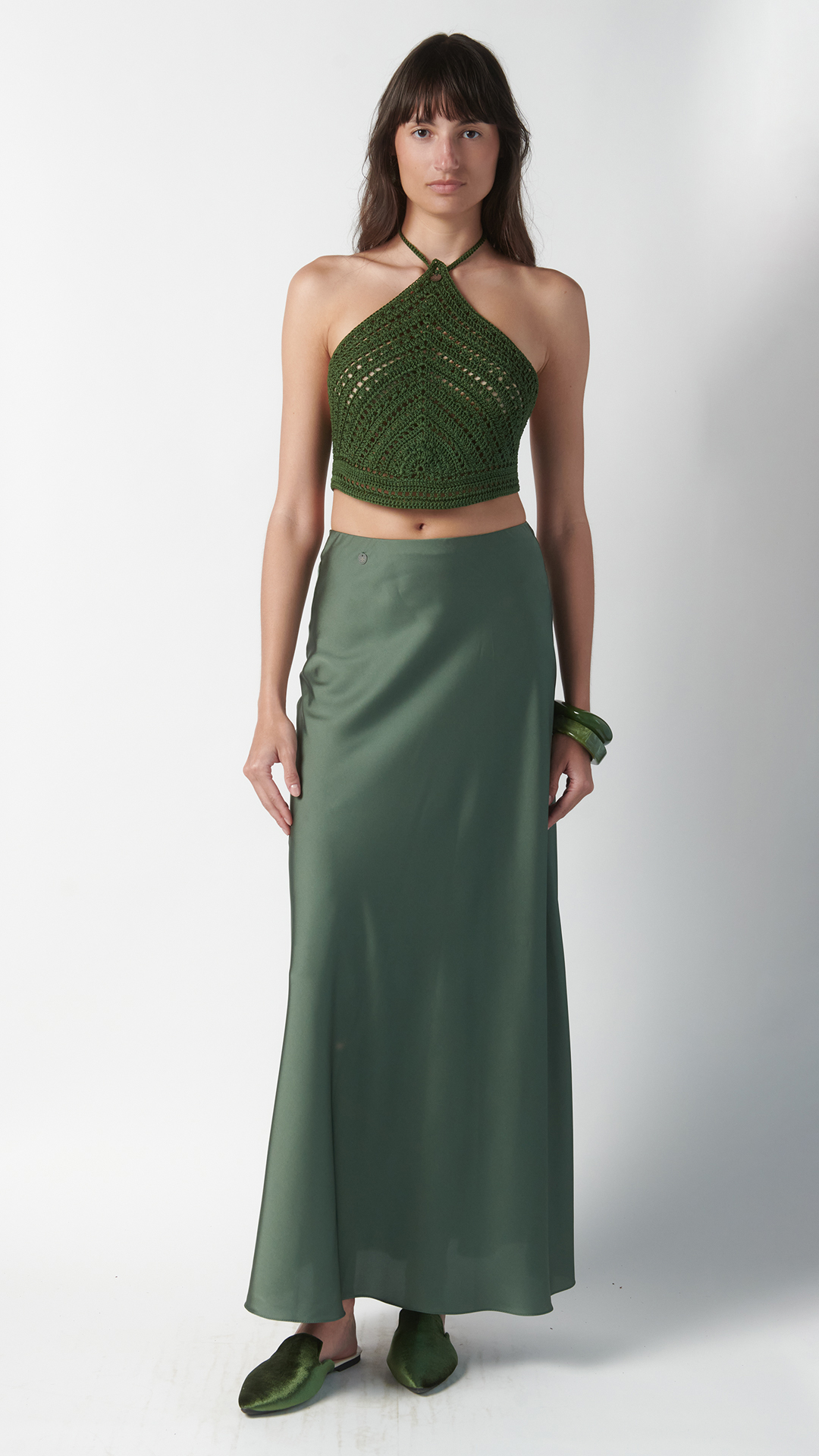 Gonna lunga in seta verde oliva